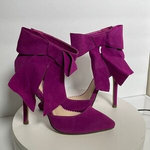 Madison pink heels size 5.5 see pictures please